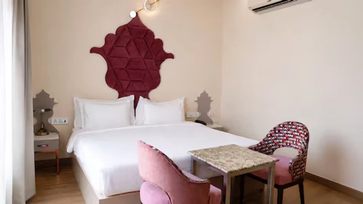hotel with swimming pool in shyam nagar, jaipur - hotel the white moon