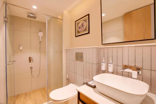 family hotel with pool in jaipur, jaipur - keys lite by lemon tree hotels jaipur