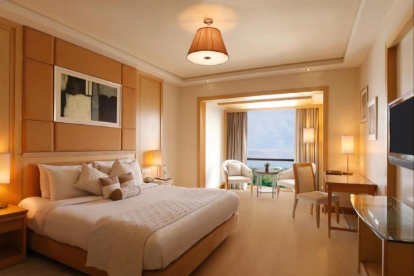 bani park, jaipur hotel booking - lemon tree premier jaipur