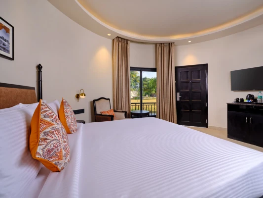 hotel with meeting room in sitapura, jaipur - pride amber villas
