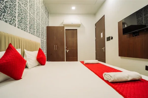 online room booking in mansarovar, jaipur - sky touch hotel