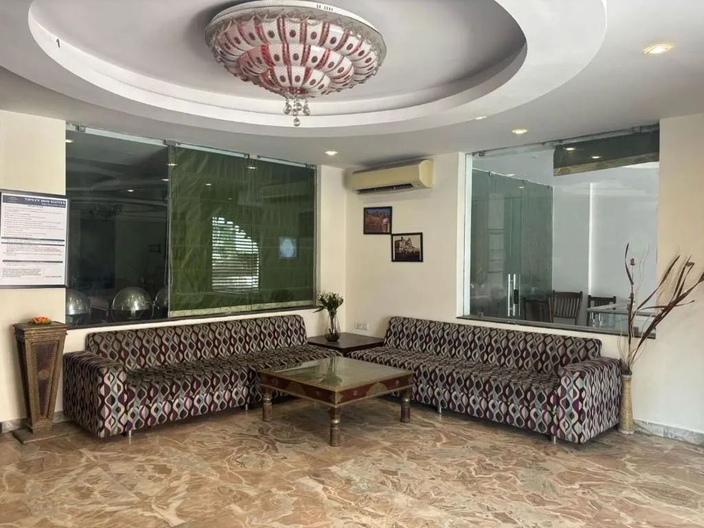 best luxury hotels in tipsyy heritage heights jaipur