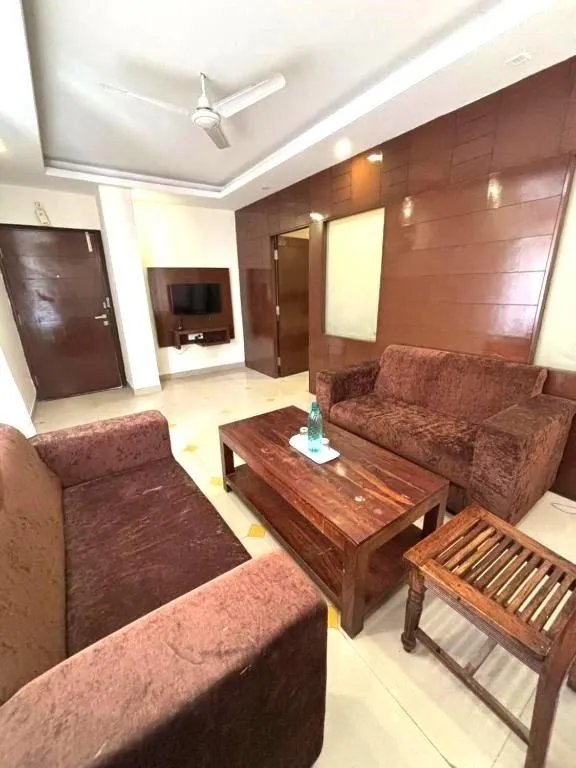 best couple friendly hotels in tipsyy heritage heights jaipur