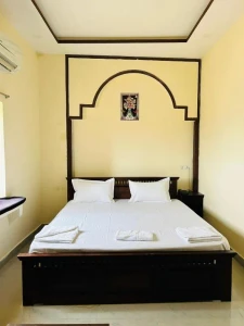 family Hotel with pool in malka pol, jaisalmer - hotel sungold jaisalmer