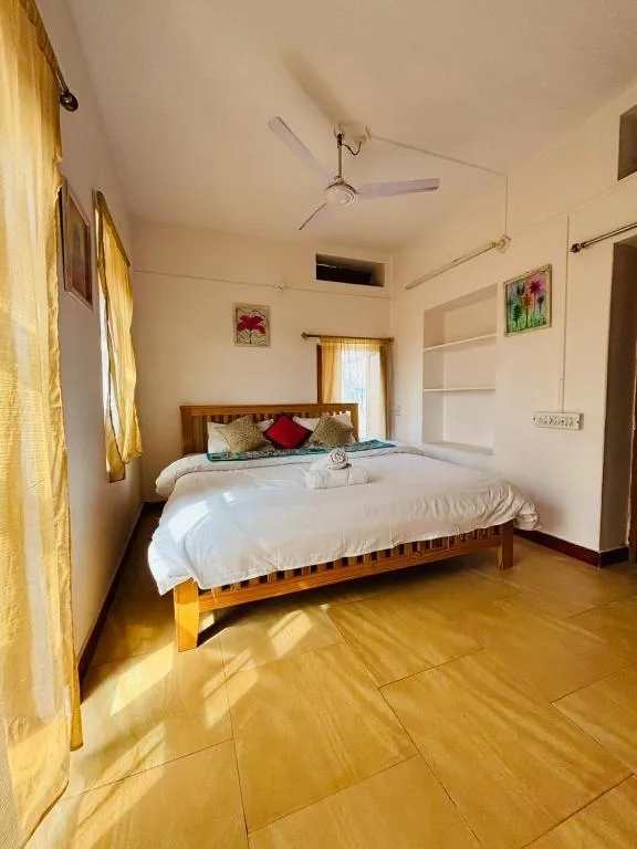 hotel with bar in jodhpur jaisalmer rd, jaisalmer - magical guest house