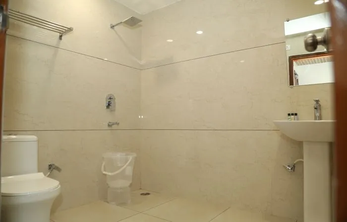 luxury hotels in hotel whitestone residency jalandhar