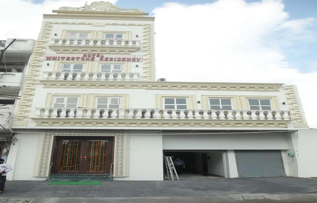 couple hotels in hotel whitestone residency jalandhar
