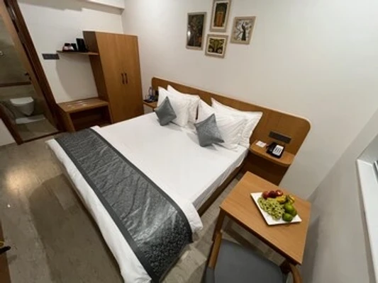 online room booking in navi peth, jalgaon - mastiff hotel silver in, jalgaon