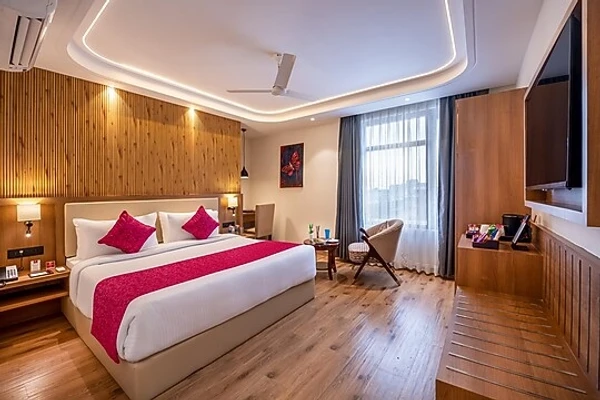 hotel near jammu railway station - lords inn katra