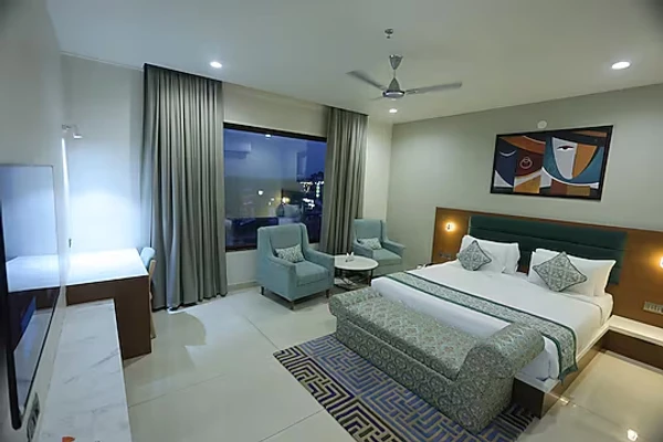 jacuzzi hotel in milap nagar, jhunjhunu - hotel the crown inn jhunjhunu