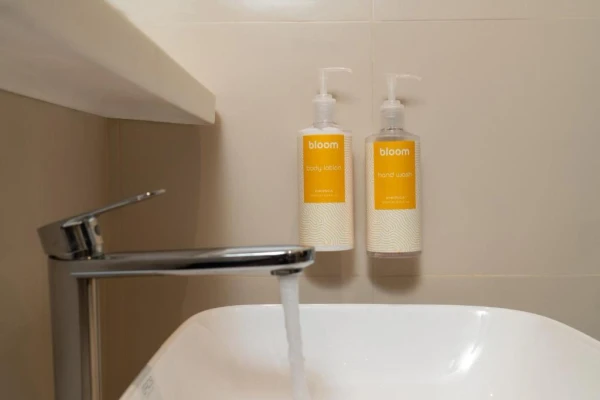 hotel with bar in nagamallithota, kakinada - bloom hotel - kakinada