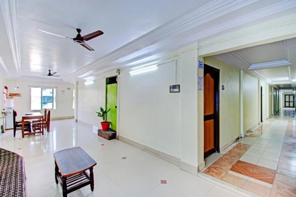 hotel with banquet hall in perrajupeta, kakinada - decent residency