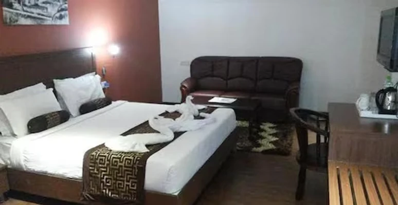 jacuzzi hotel in sunguvarchatram, kanchipuram - hotel milestonnez