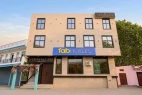 luxury hotel in hotel crystal zee kanpur