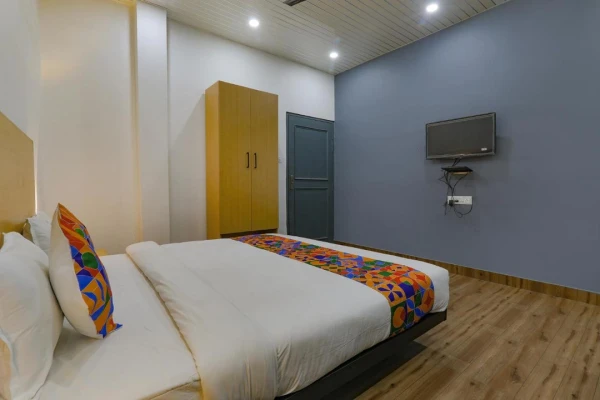 hotel in barra, kanpur for couples - super 3 premium kanpur