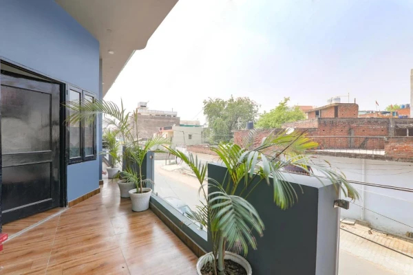 hotel with free parking in barra, kanpur - super 3 premium kanpur