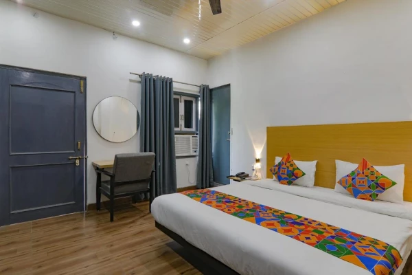 hotel with free parking in barra, kanpur - super 3 premium kanpur