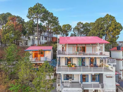 dharampur, kasauli hotel booking - alaya stays cloudcatcher 4 bhk villa with outdoor seating & valley view