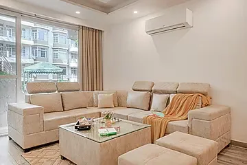 jacuzzi hotel in nahari, kasauli - alaya stays pinnacle hilltop 3bhk apartment with picturesque balcony & scenic views