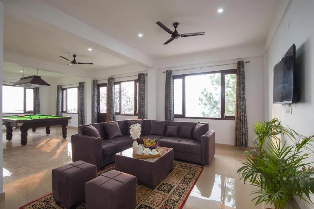 hotel near kasauli airport - alaya stays querencia 5 bhk with hill view