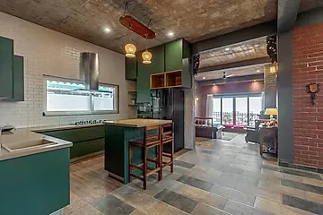 hotel with banquet hall in nahari, kasauli - elivaas goldencrest 6 bhk villa nestled in the hillside of kasauli