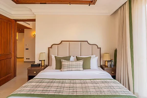 hotel room booking in nahari, kasauli - elivaas prive the royce daisy ultra luxe 4 bhk villa with private pool kasauli