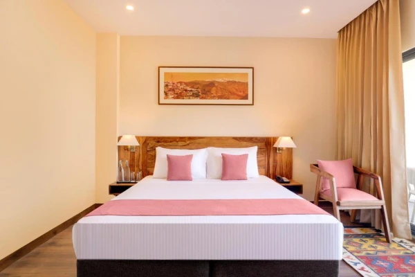 online room booking in moti kona, kasauli - lemon tree hotel kasauli