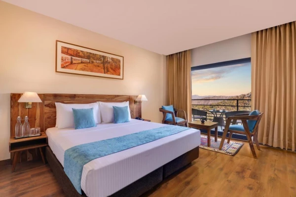 hotel with swimming pool in moti kona, kasauli - lemon tree hotel kasauli