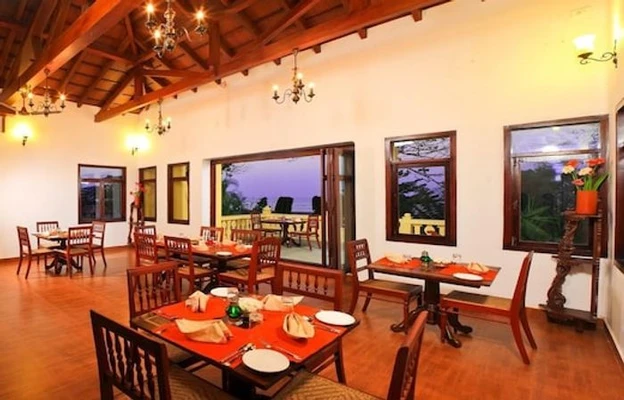 jacuzzi Hotel in dutch cemetery road, kochi - amritara poovath heritage
