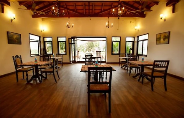 Hotel with gym in dutch cemetery road, kochi - amritara poovath heritage
