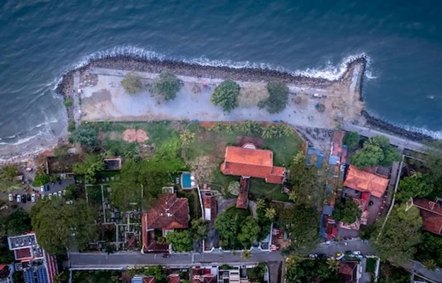 hotel near kochi railway station - amritara poovath heritage