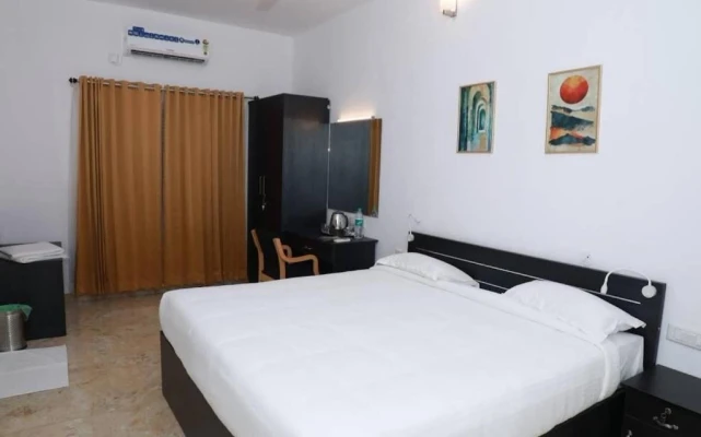 hotel near kochi railway station - ats homes by maya str