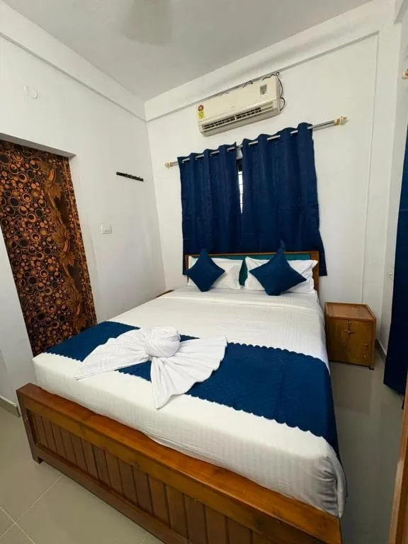 service apartment in aluva, kochi for 1 day - aura suites - rooms & serviced apartments