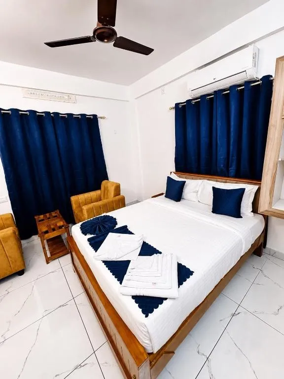 hourly hotel in aura suites kochi
