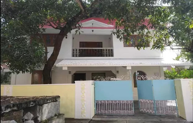 Homestay in fort kochi, kochi with Private Pool - casa feliz