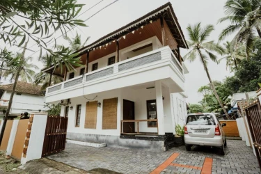 homestay near railway station in kochi - swasthigriha's beach homestay