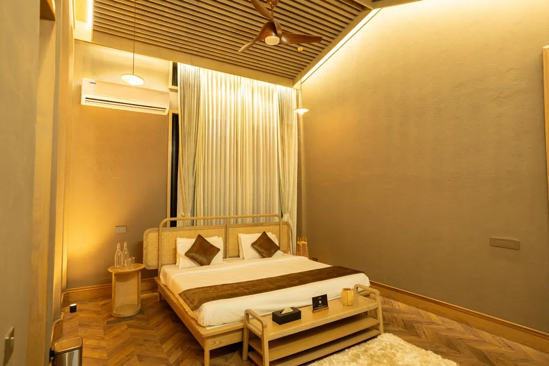 hotel room booking in gauribidanuru, kolar - elivaas prive tapovana aroha pet-friendly 3-bhk with swimming pool