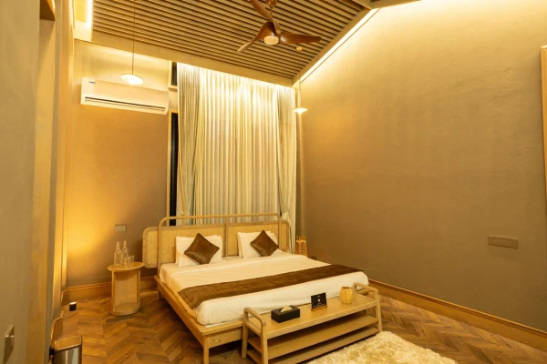 hotel near kolar railway station - elivaas prive tapovana aroha pet-friendly 3-bhk with swimming pool