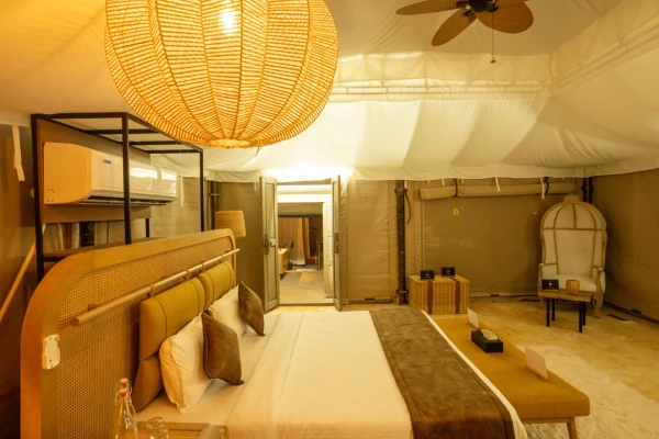 hotel with meeting room in gauribidanuru, kolar - elivaas prive tapovana aroha pet-friendly 3-bhk with swimming pool