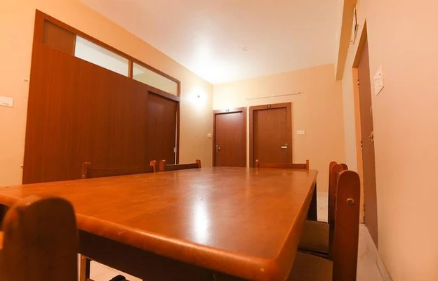 hotel with gym in newtown, kolkata - amar raj inn