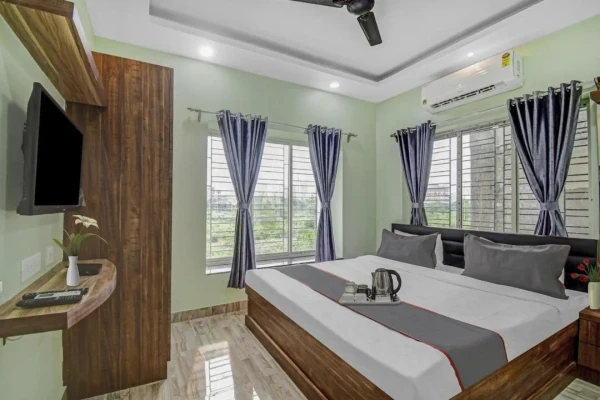 hotel with free parking in new town, kolkata - avro hotel