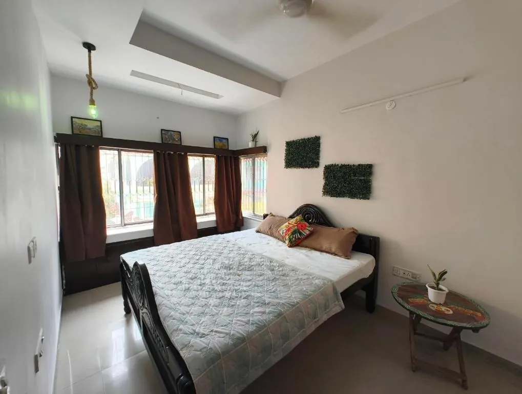 hotel in chinar park, kolkata for couples - calcutta backpackers