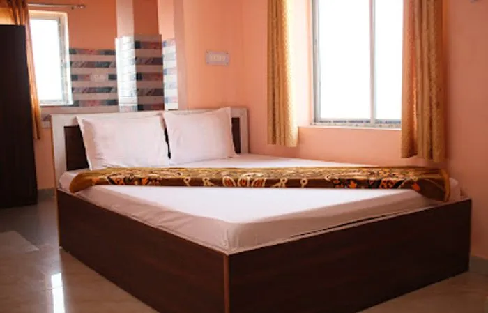 best couple friendly hotels in dark 'n' dreams kolkata