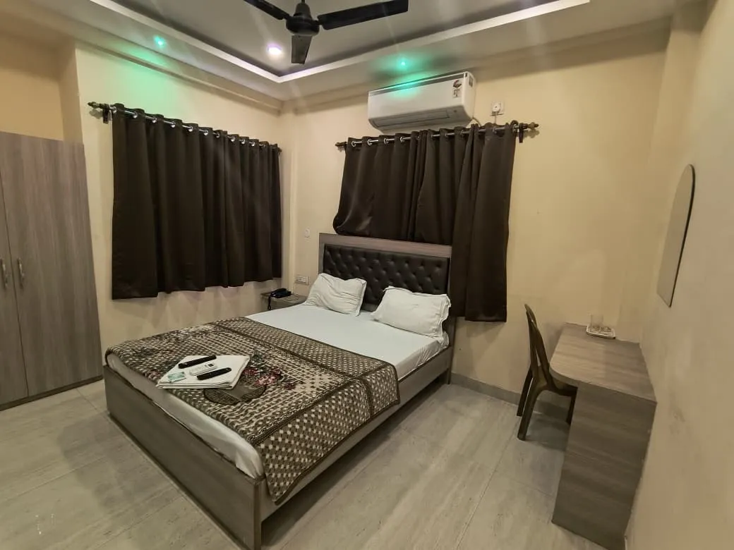 hotel room booking in bhowanipore, kolkata - galaxy guest house