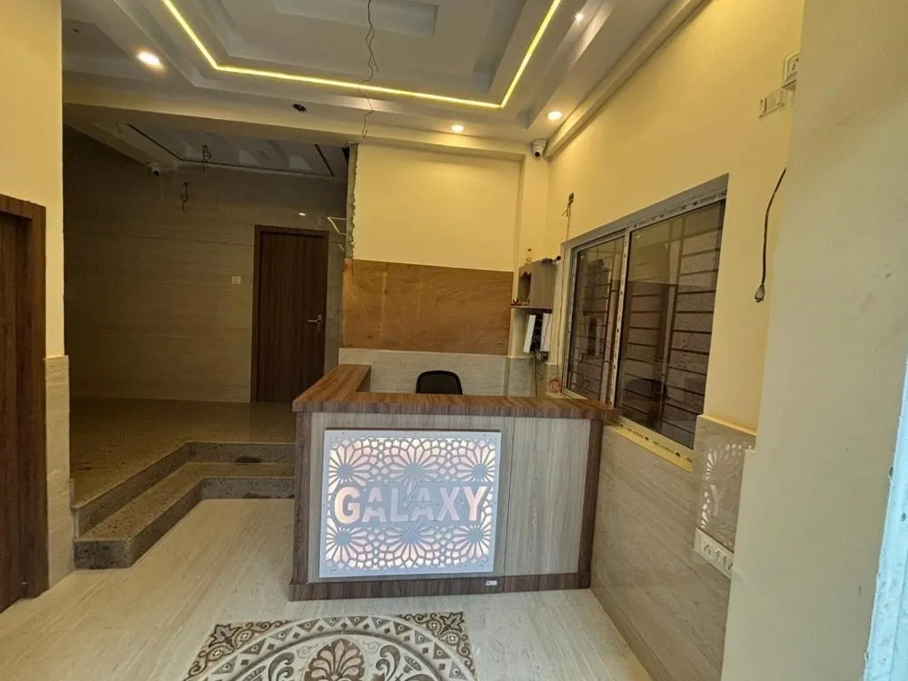 hotel in bhowanipore, kolkata for family - galaxy guest house