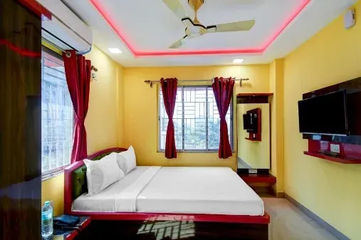 hotel with free parking in newtown, kolkata - galaxy inn hotel