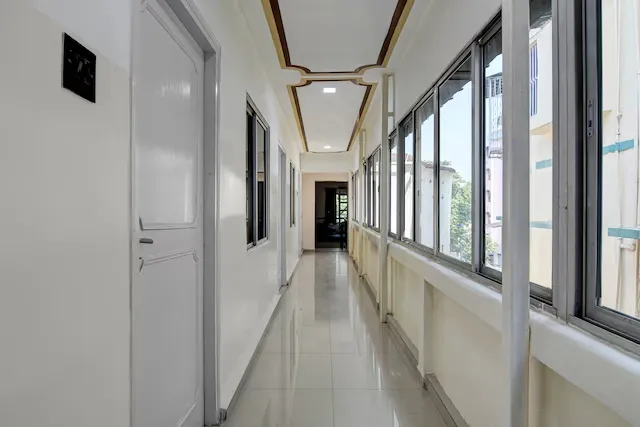 hotel with swimming pool in kalighat, kolkata - galaxy inn