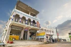 flexible hotel booking in gouranga guest house kolkata