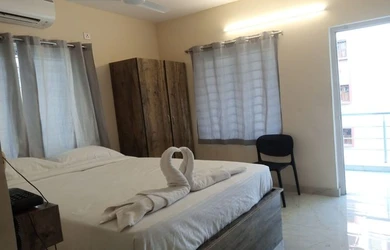 hotels for couple in grand guest house kolkata