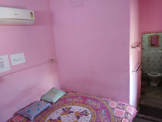 homestay in vip road, kolkata for couples - green home stay kolkata